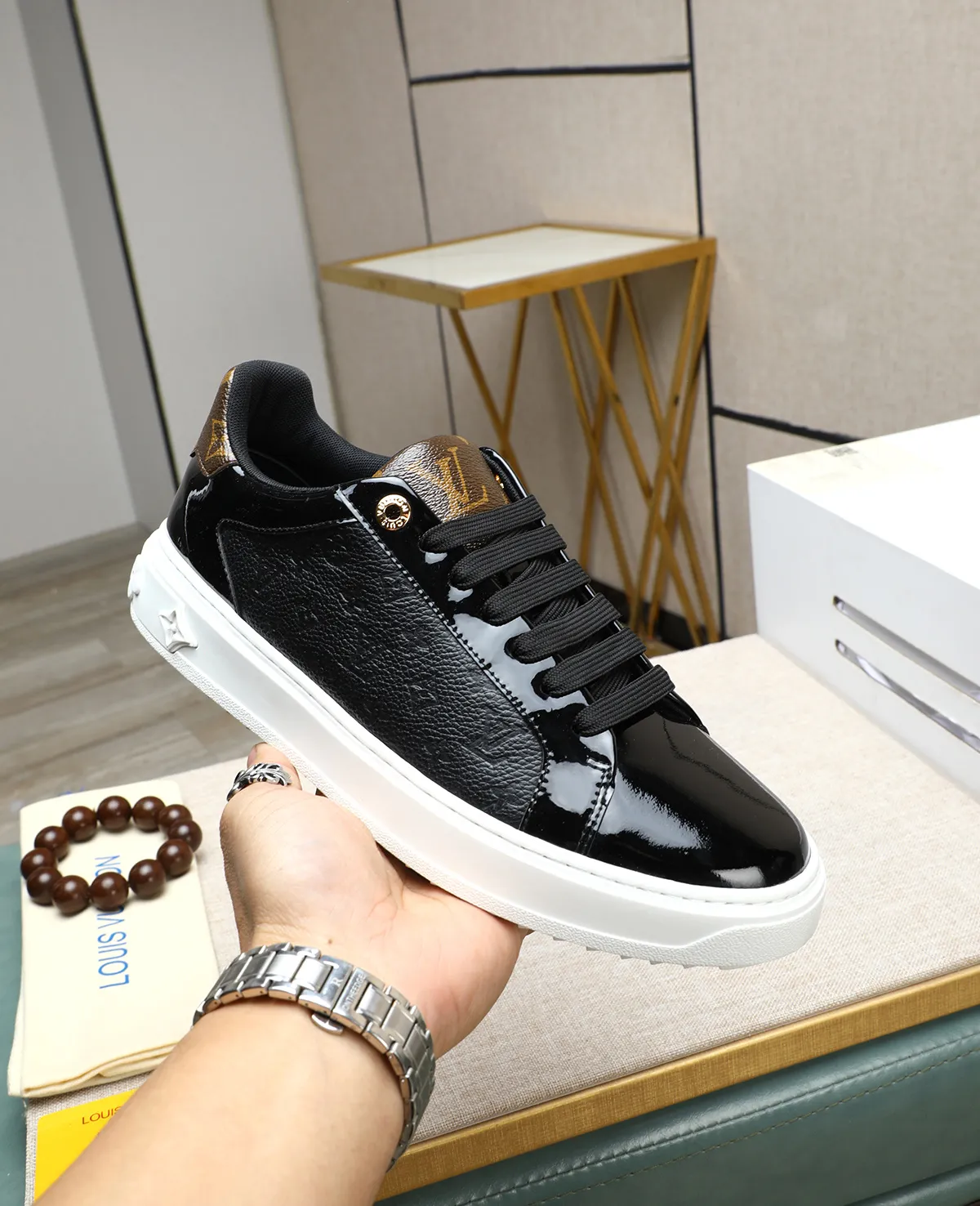 Men's men's shoes 💰540 📛📛(Niuli) high-end [LOUIS VUITTON] Louis Vuitton official website synchronized new products 👟Milan fashion catwalk style 🇰🇾🇰🇾LV family logo, celebrity style, a must-have for fashionistas ⚠️Top-layer calfskin ➕Cow leather lining ➕Mesh lining Official website original special outsole👞Number 38-44